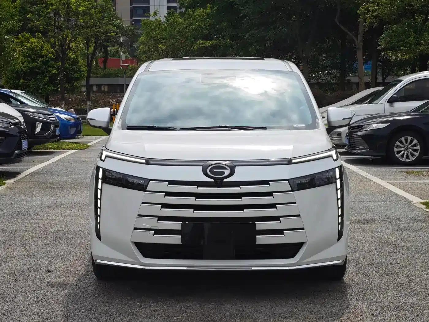 Trumpchi E8 PHEV 2024 Model 150km MAX — миниатюра 2