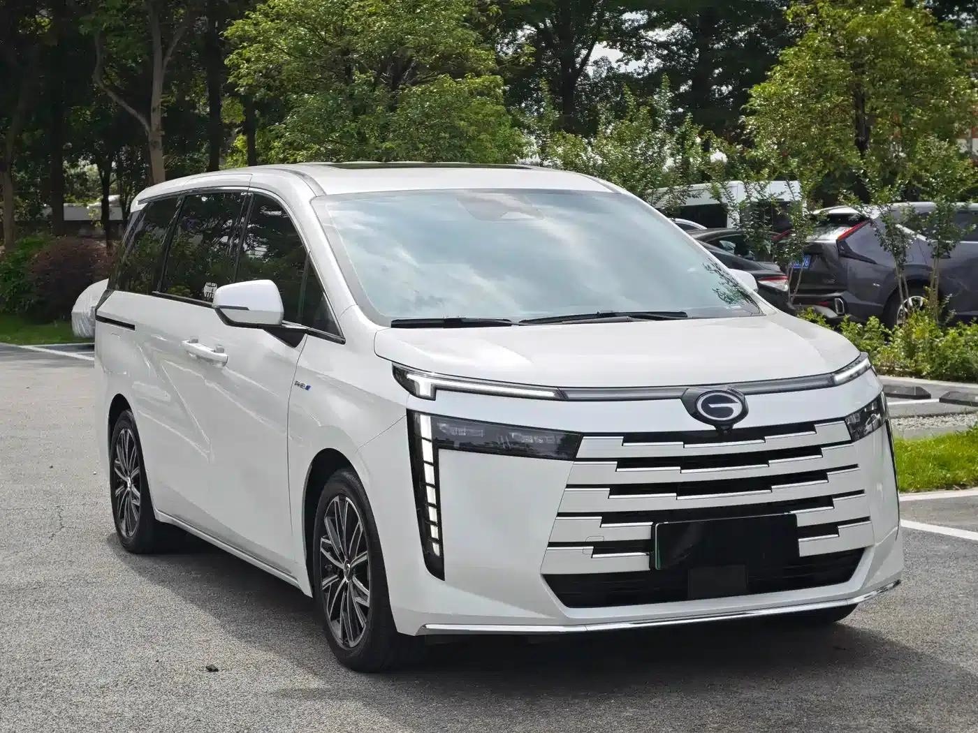 Trumpchi E8 PHEV 2024 Model 150km MAX — миниатюра 3