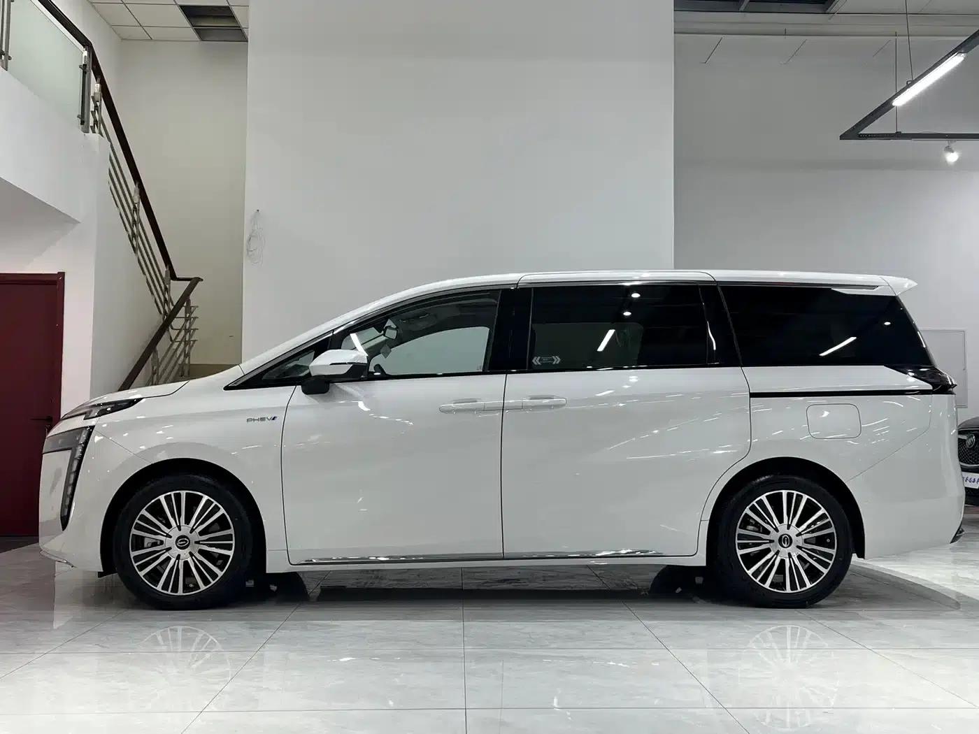 Trumpchi E8 PHEV 2024 Model 150km MAX+ — миниатюра 15