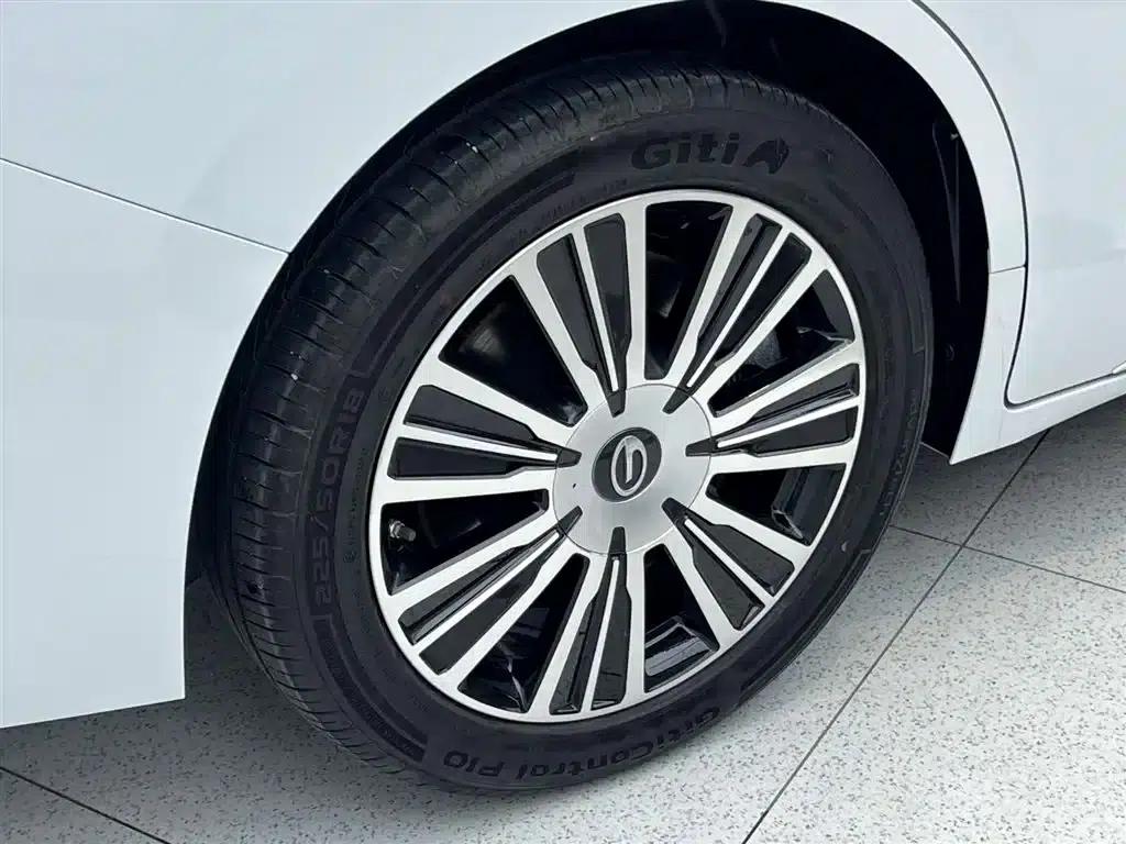 Trumpchi E8 PHEV 2024 Model 150km MAX+ — миниатюра 21