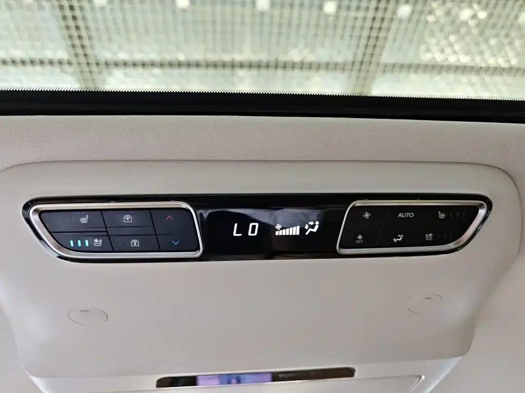 Trumpchi E8 PHEV 2024 Model 150km MAX+ — миниатюра 11