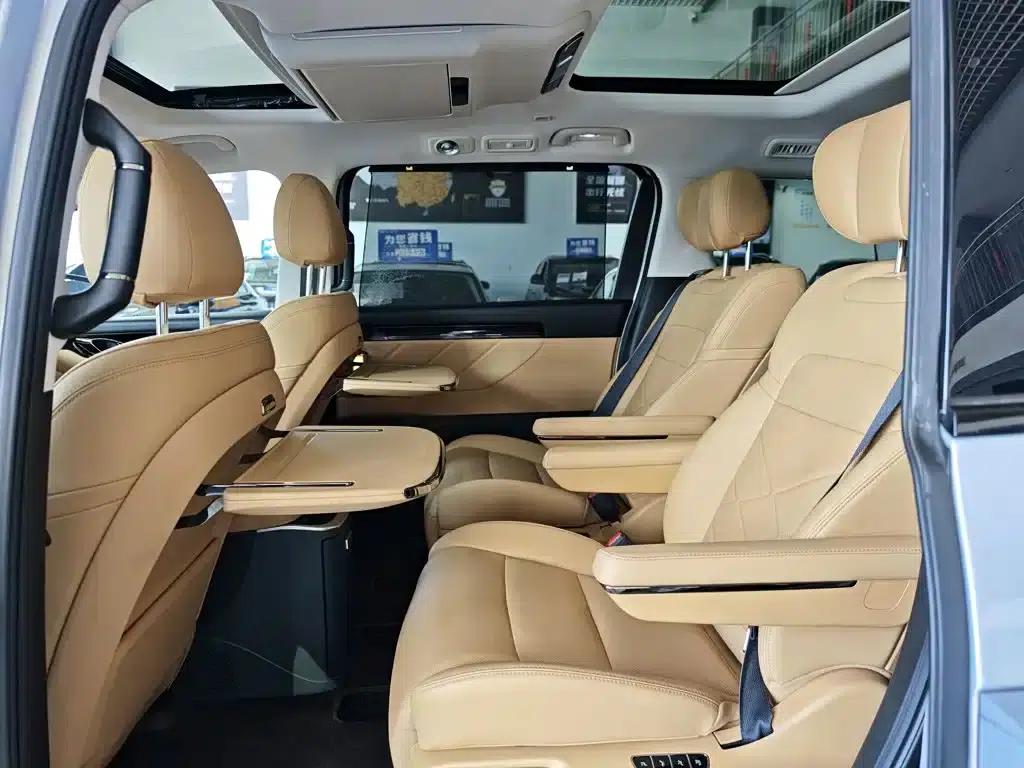 Trumpchi E8 PHEV 2024 Model 150km MAX+ — миниатюра 21