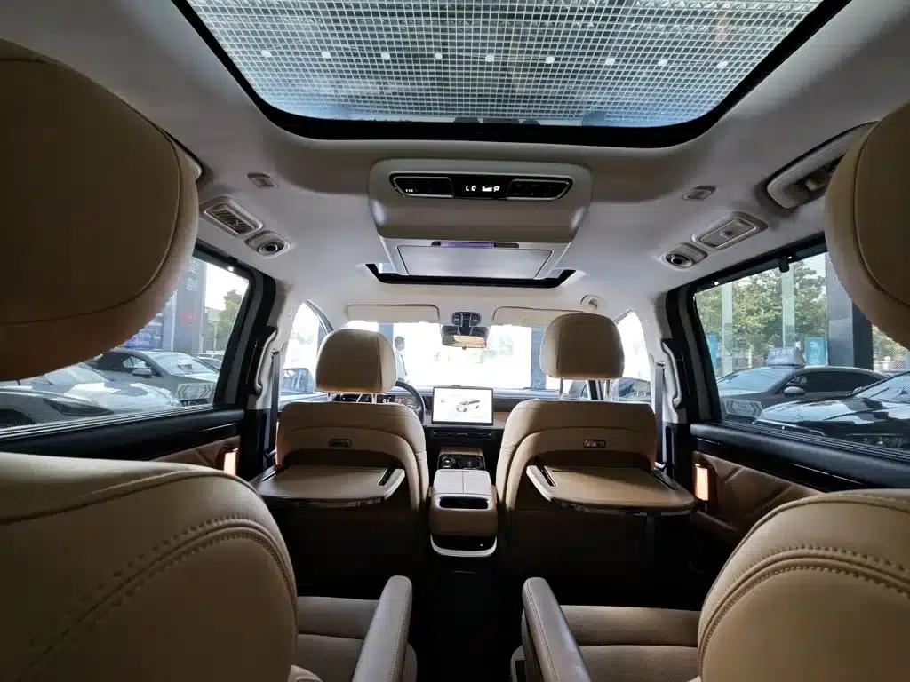 Trumpchi E8 PHEV 2024 Model 150km MAX+ — миниатюра 24