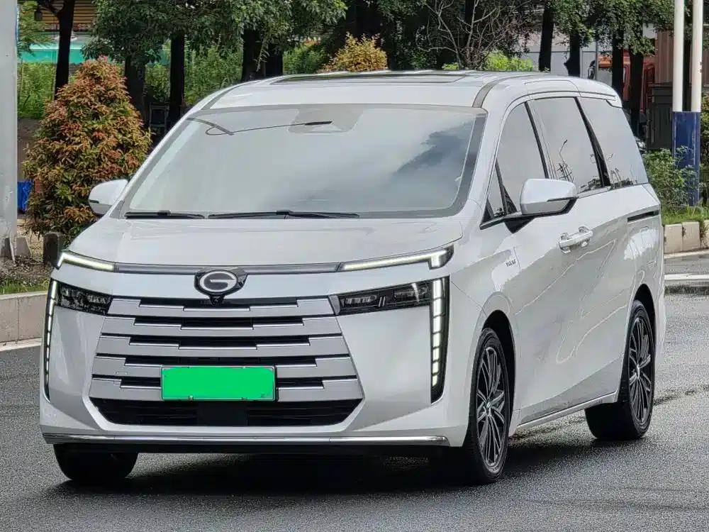 Trumpchi E8 PHEV 2024 Model 150km MAX — миниатюра 1