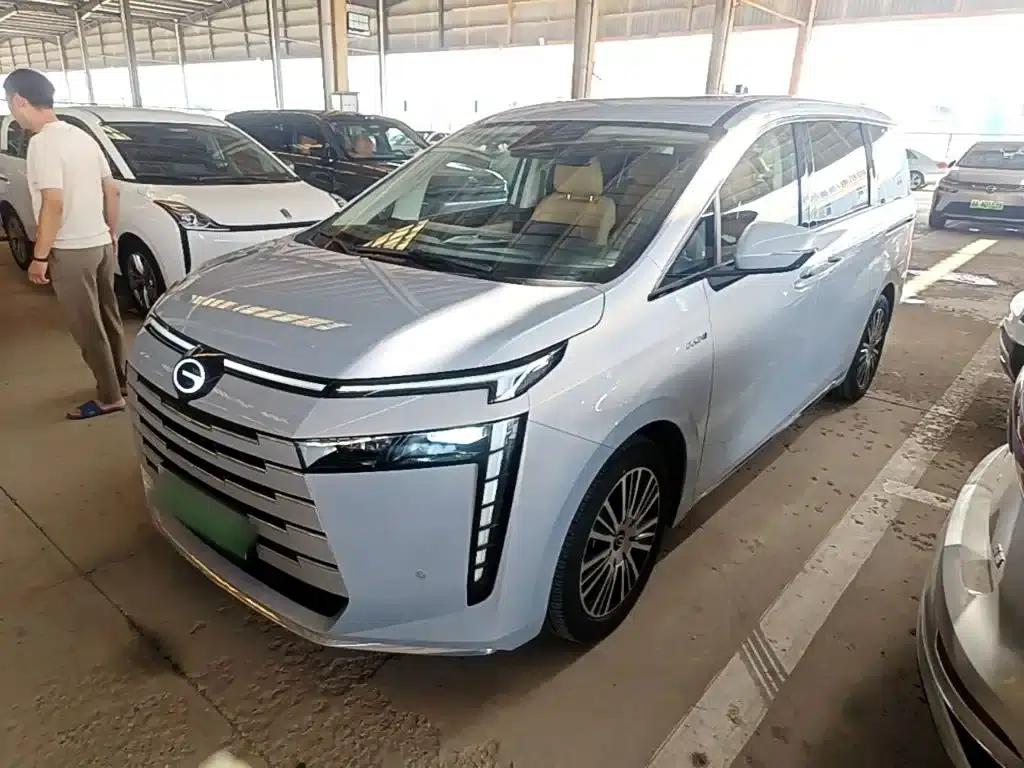 Trumpchi E8 PHEV 2024 Model 150km MAX+ — миниатюра 1