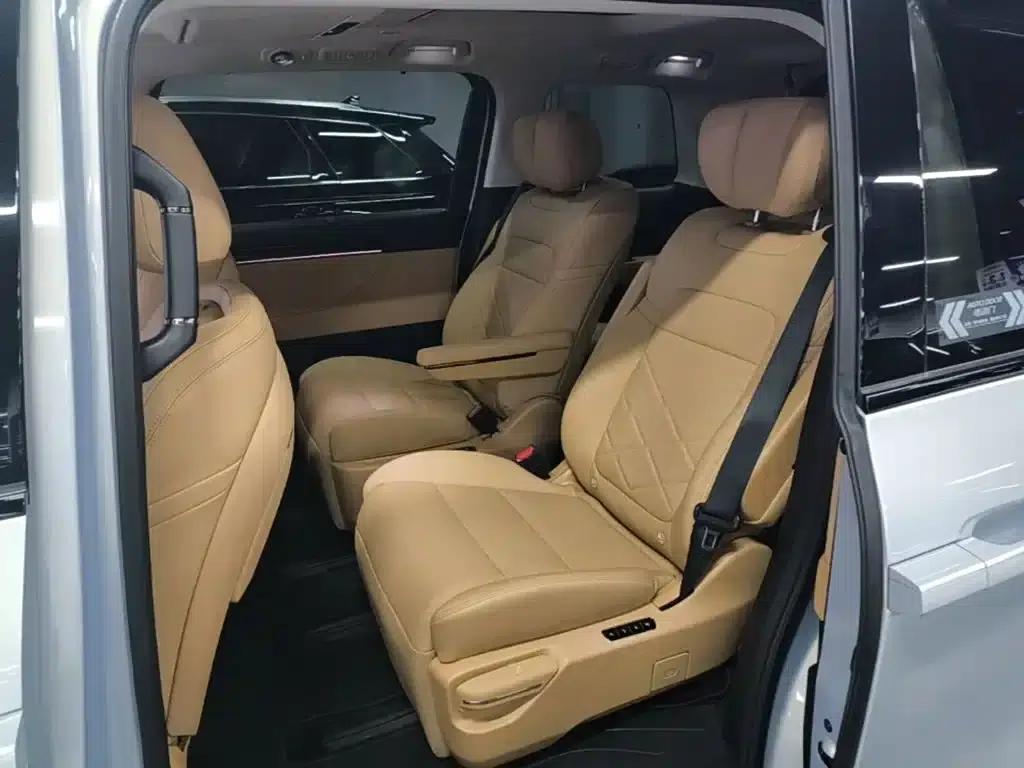 Trumpchi E8 PHEV 2024 Model 150km MAX+ — миниатюра 17