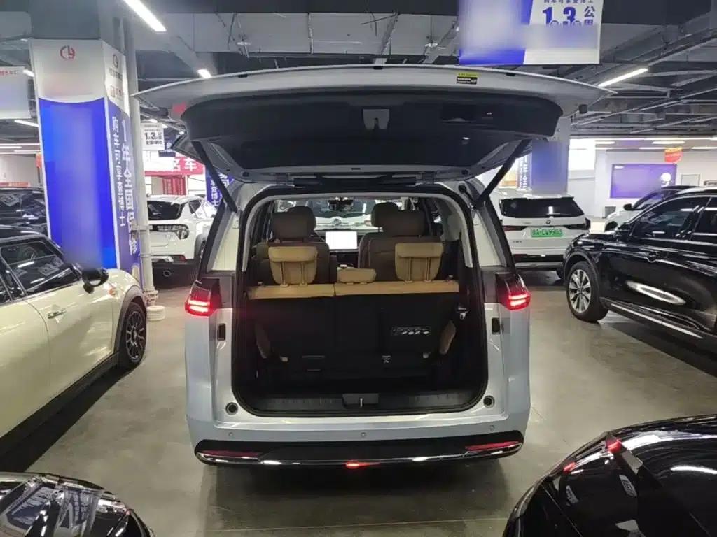 Trumpchi E8 PHEV 2024 Model 150km MAX+ — миниатюра 19