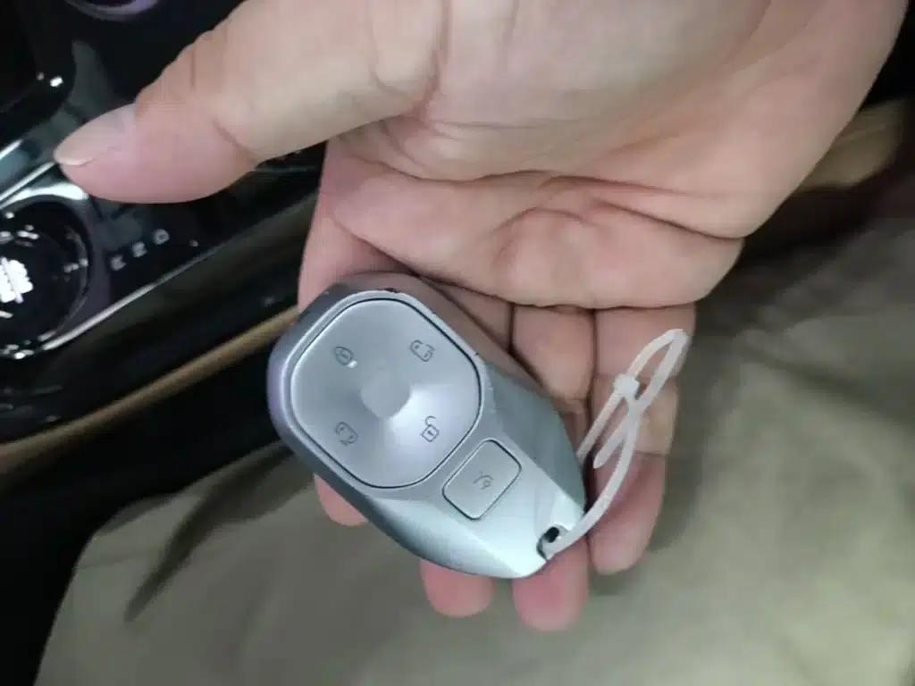 Trumpchi E8 PHEV 2024 Model 150km MAX+ — миниатюра 9