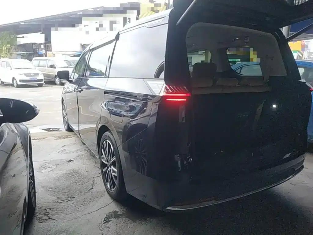 Trumpchi E8 PHEV 2024 Model 150km MAX — миниатюра 5