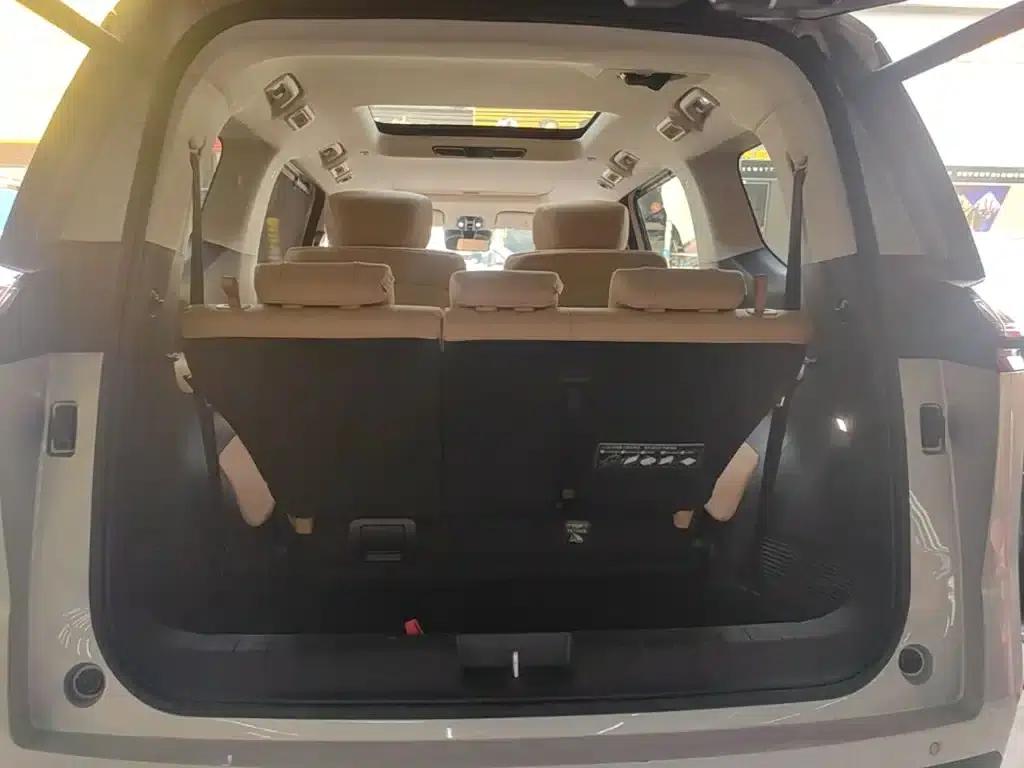 Trumpchi E8 PHEV 2024 Model 150km MAX+ — миниатюра 12