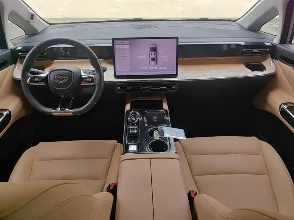Trumpchi E8 PHEV 2024 Model 150km MAX+ — миниатюра 3