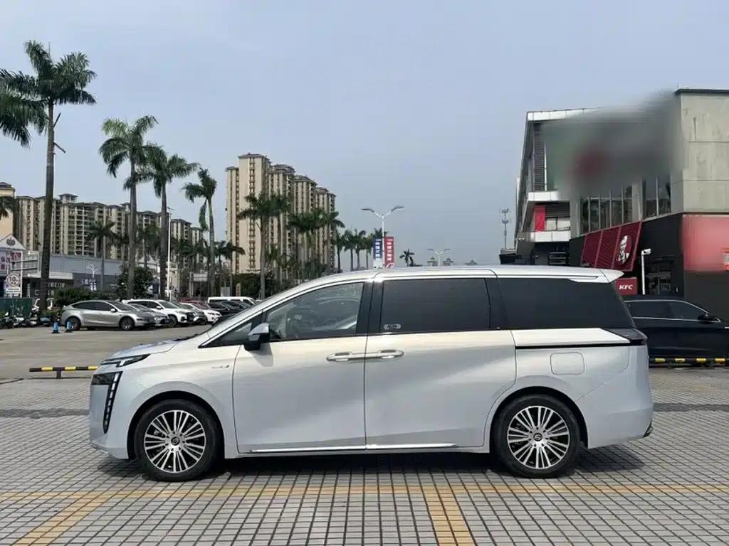 Trumpchi E8 PHEV 2024 Model 150km MAX+ — миниатюра 24