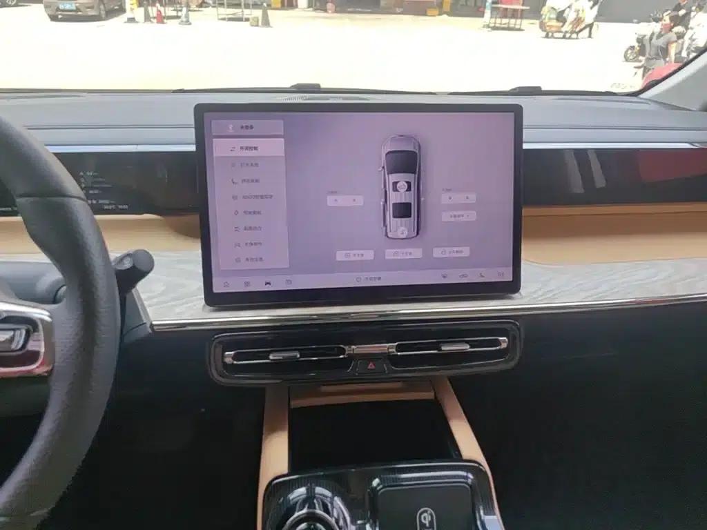 Trumpchi E8 PHEV 2024 Model 150km MAX+ — миниатюра 6
