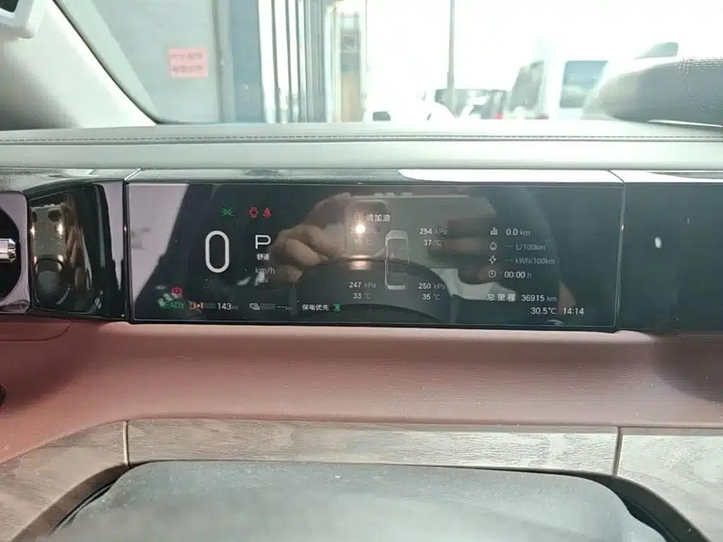 Trumpchi E8 PHEV 2024 Model 150km MAX+ — миниатюра 12