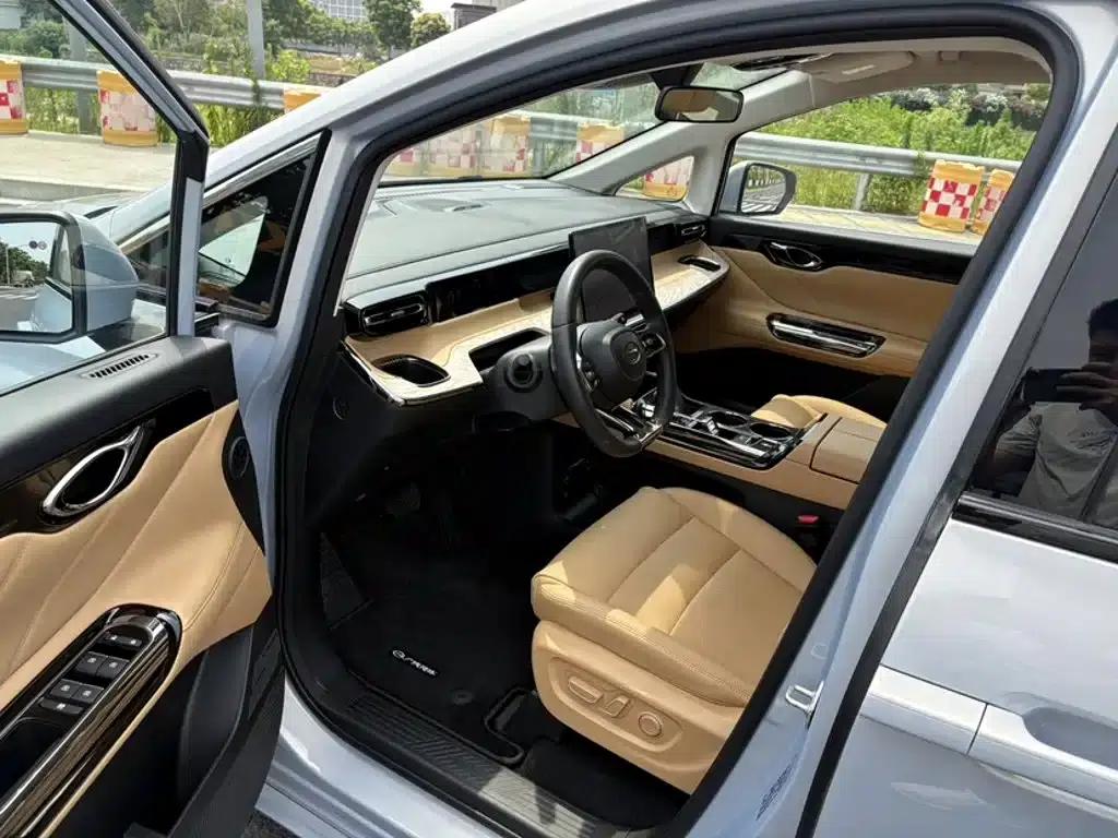 Trumpchi E8 PHEV 2024 Model 150km MAX+ — миниатюра 14