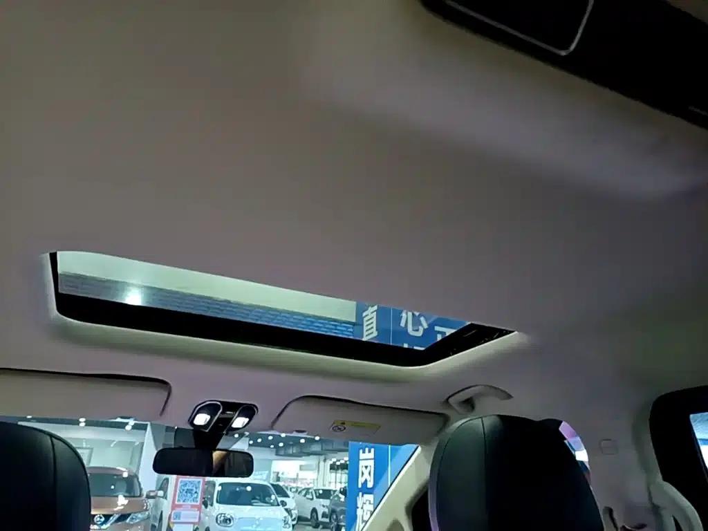 Trumpchi E8 PHEV 2024 150km PRO — миниатюра 18