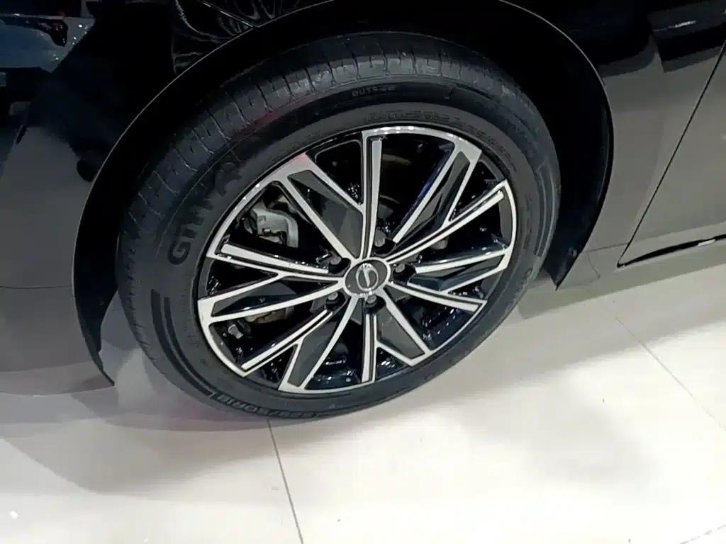 Trumpchi E8 PHEV 2024 150km PRO — миниатюра 23