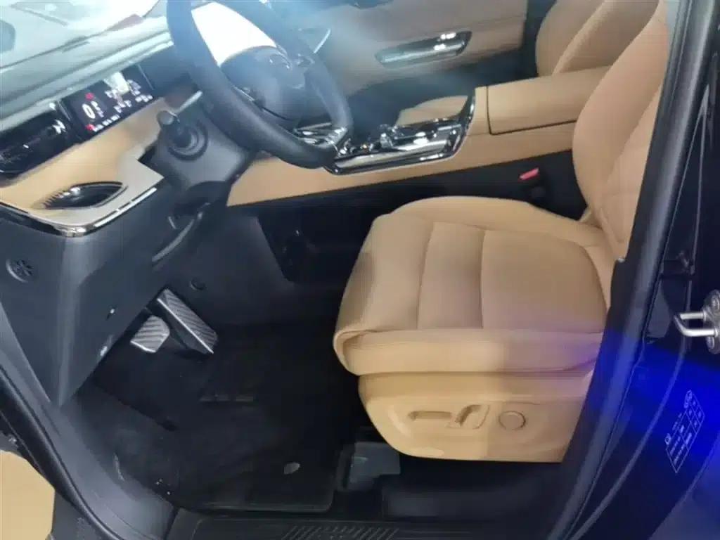 Trumpchi E8 PHEV 2024 Model 150km MAX+ — миниатюра 15