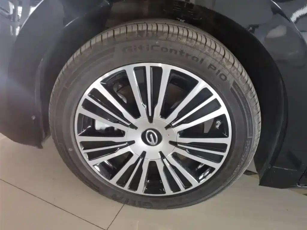 Trumpchi E8 PHEV 2024 Model 150km MAX+ — миниатюра 23