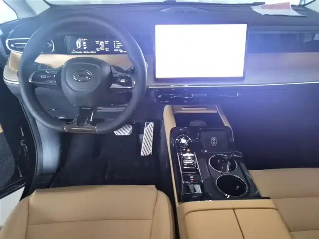 Trumpchi E8 PHEV 2024 Model 150km MAX+ — миниатюра 10
