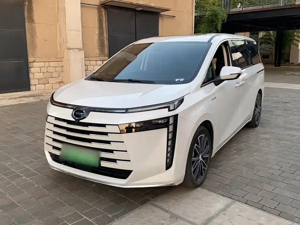 Trumpchi E8 PHEV 2024 150km PRO — миниатюра 1