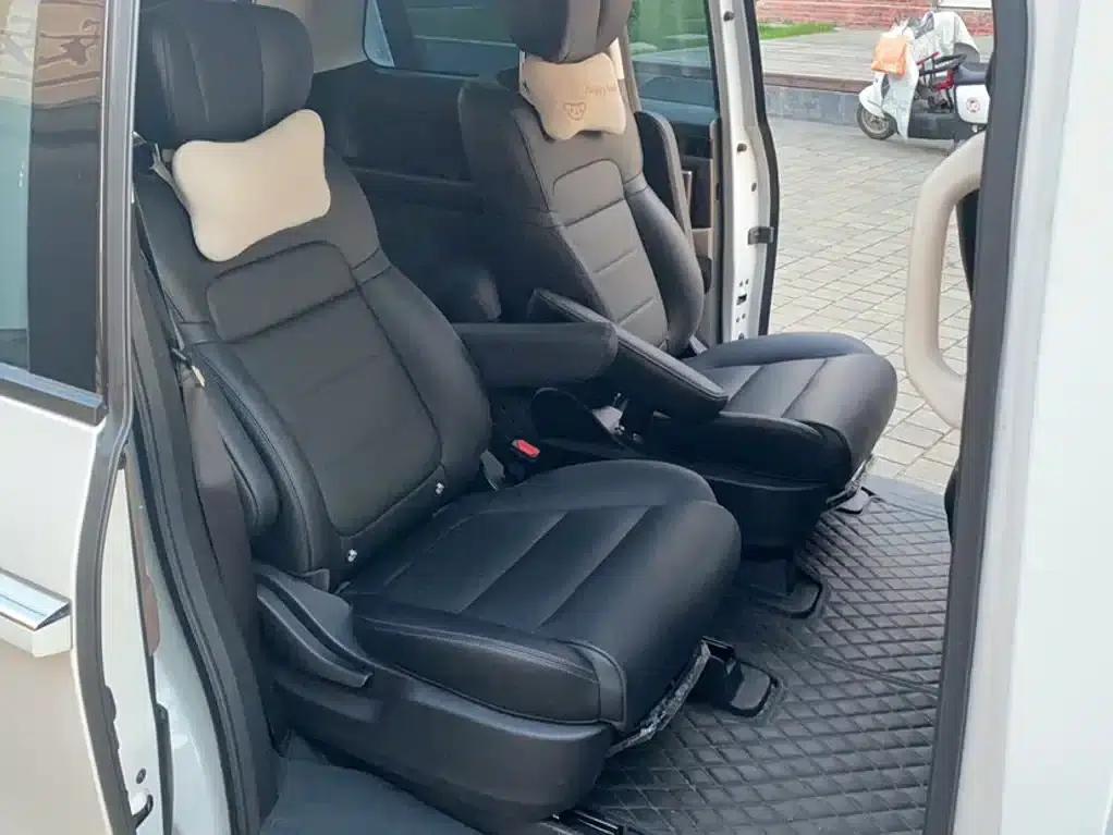 Trumpchi E8 PHEV 2024 150km PRO — миниатюра 17