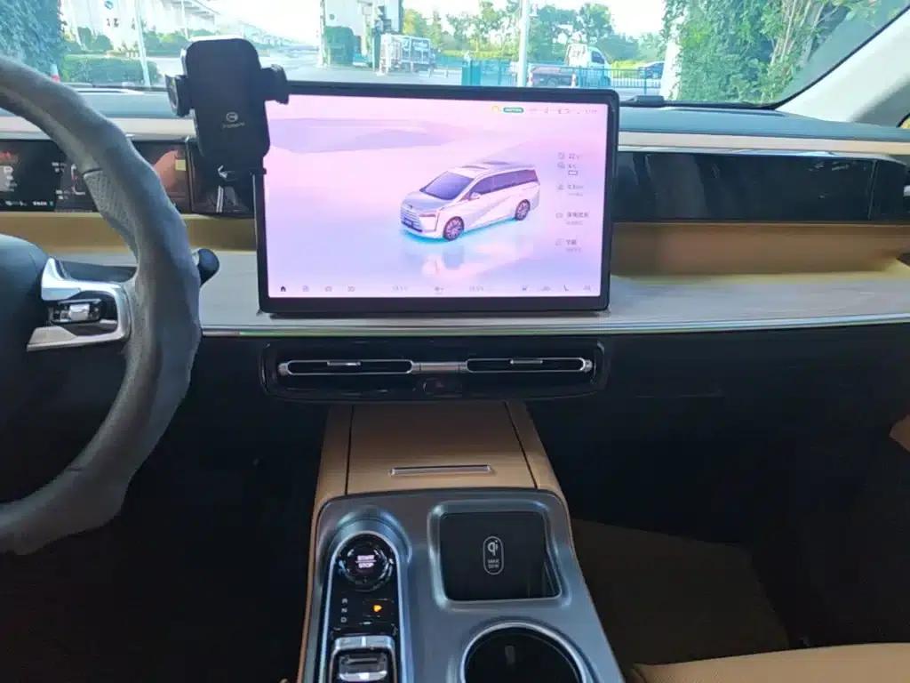 Trumpchi E8 PHEV 2024 Model 150km MAX — миниатюра 13