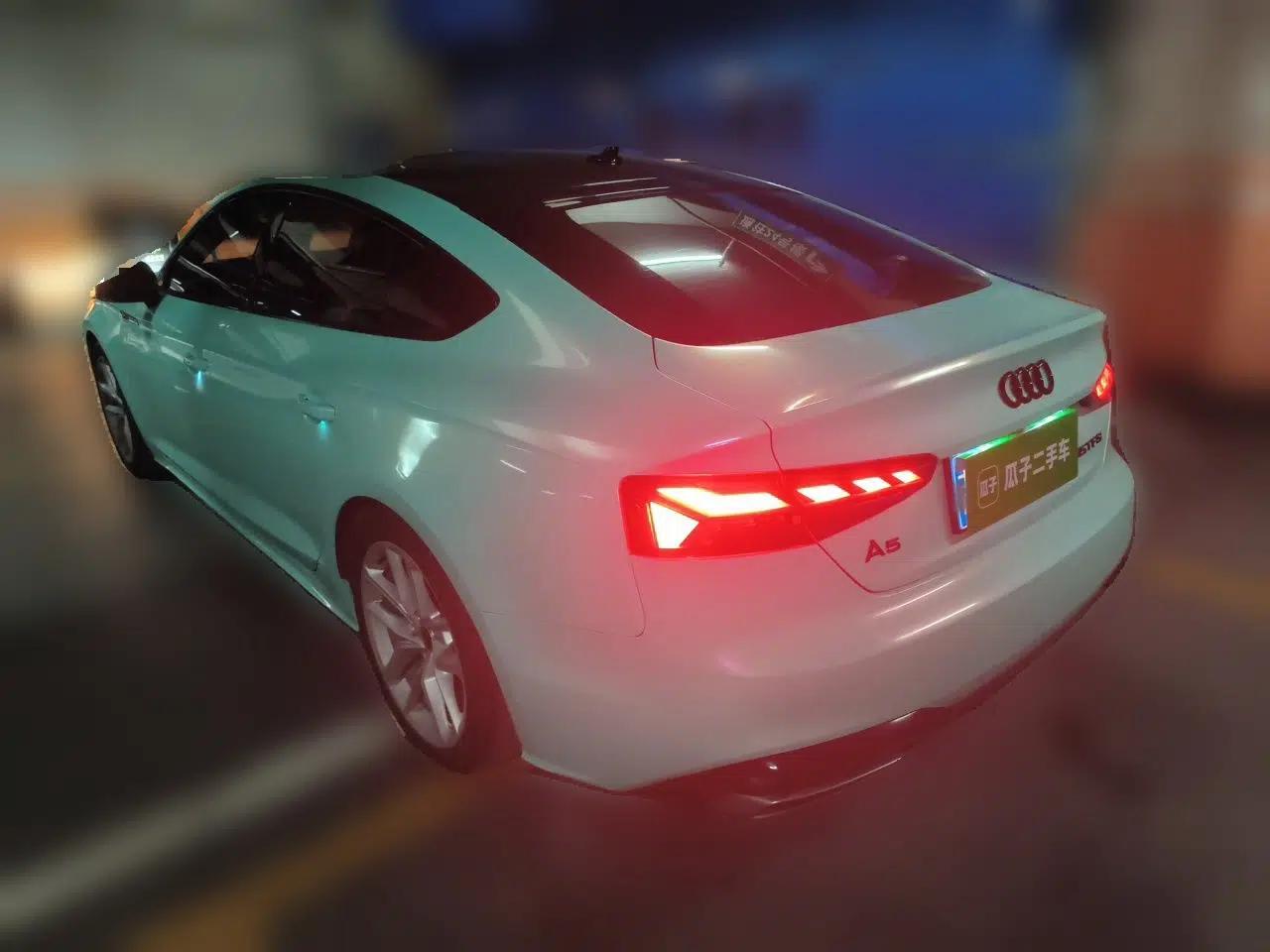 Audi A5 2023 Sportback 40 TFSI Fashionable and Dynamic Model — миниатюра 4