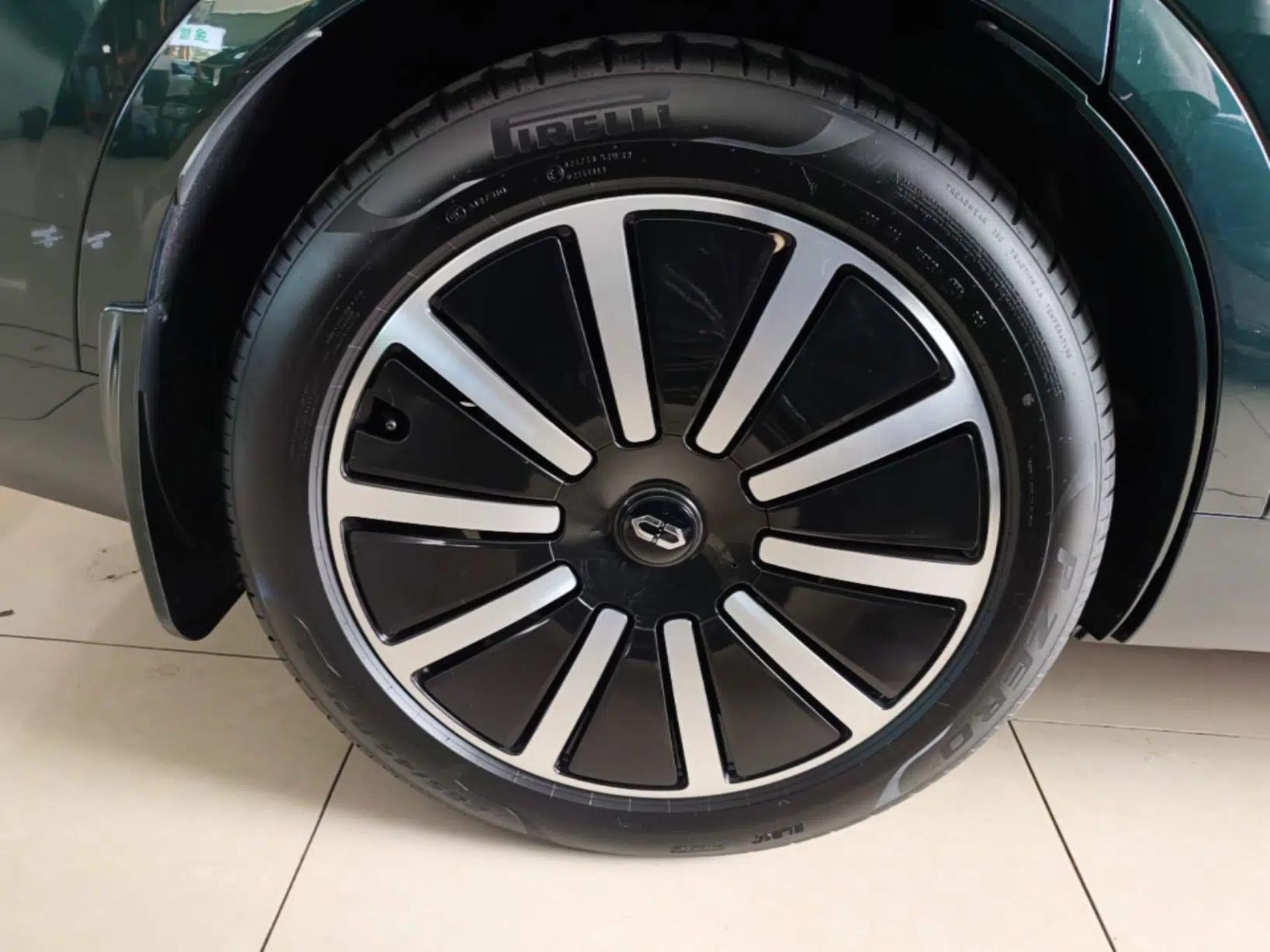 Hima AITO M9 2024 Range-Extended Max Edition 52 kWh 6-Seater Version — миниатюра 11