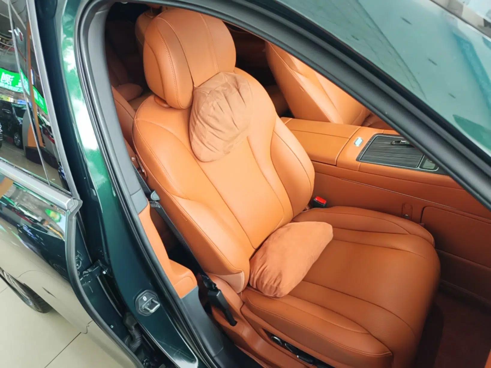 Hima AITO M9 2024 Range-Extended Max Edition 52 kWh 6-Seater Version — миниатюра 19