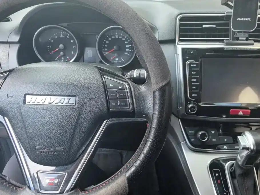 Haval H6 2015 Sport Edition 1.5T Automatic 2WD Luxury — миниатюра 12