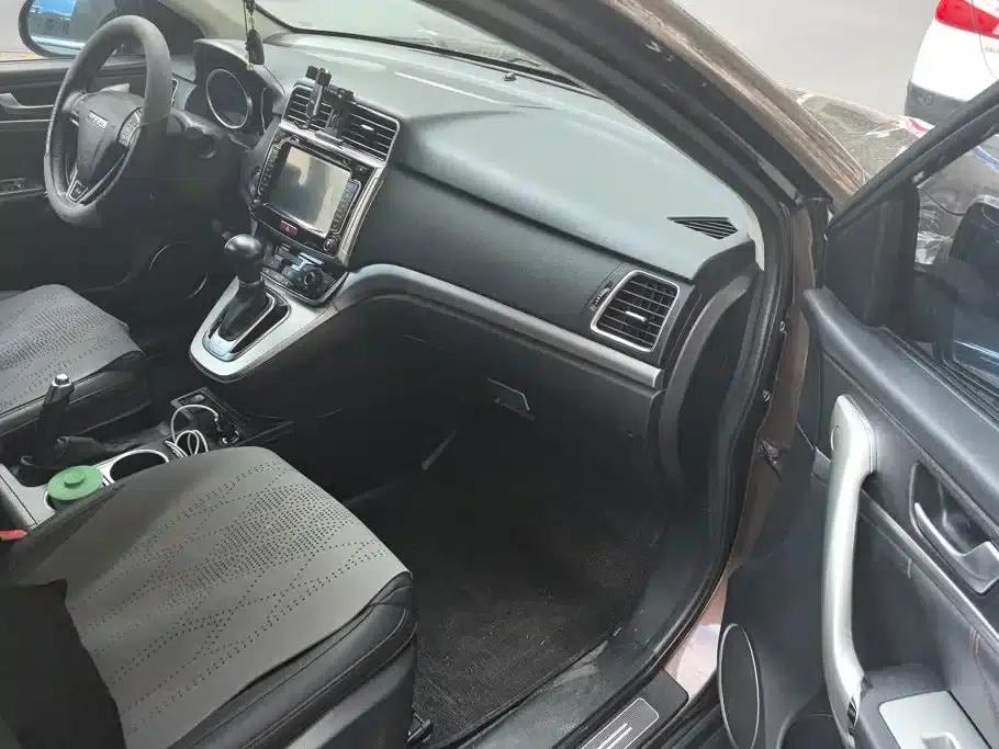 Haval H6 2015 Sport Edition 1.5T Automatic 2WD Luxury — миниатюра 8