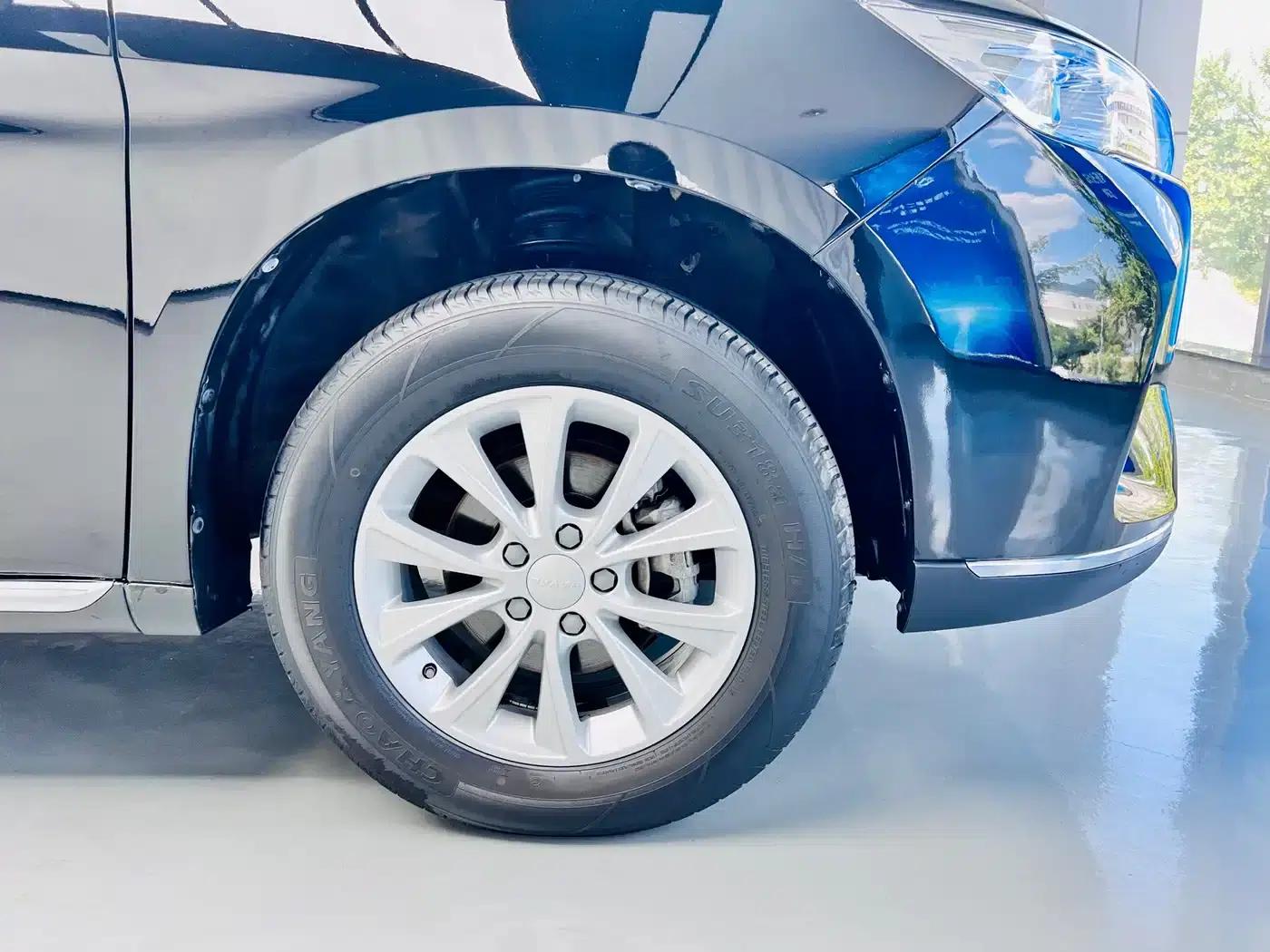 Haval M6 2021 PLUS 1.5T DCT Luxury Intelligent Connectivity Edition — миниатюра 4
