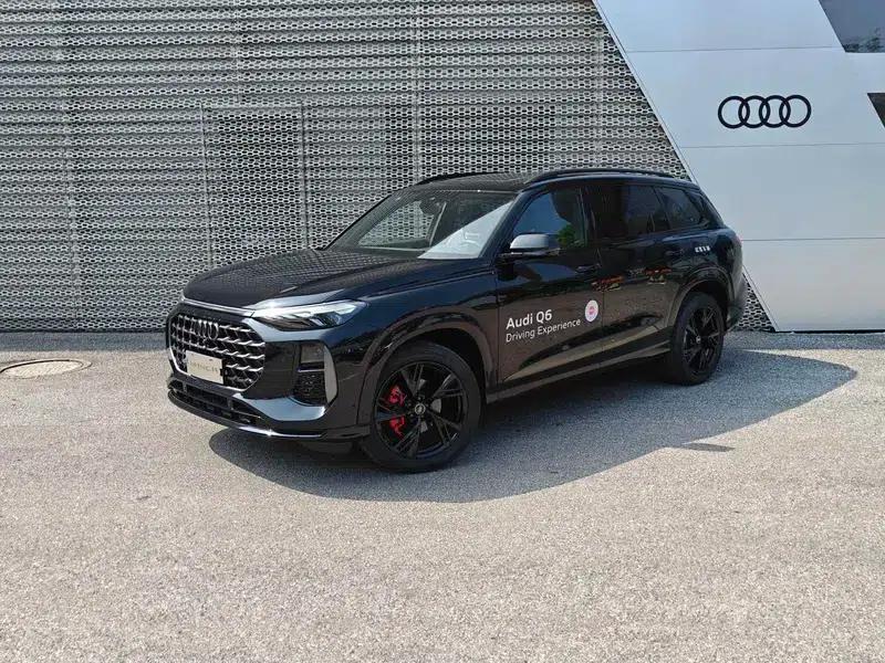 Audi Q6 2024 45TFSI quattro Black Knight Edition Flying Rider Package 6 Seats — миниатюра 1