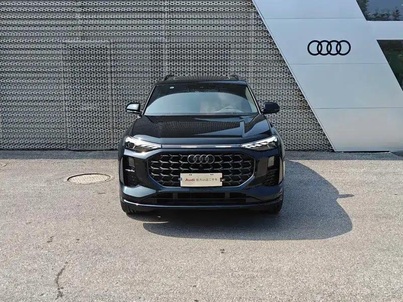 Audi Q6 2024 45TFSI quattro Black Knight Edition Flying Rider Package 6 Seats — миниатюра 2