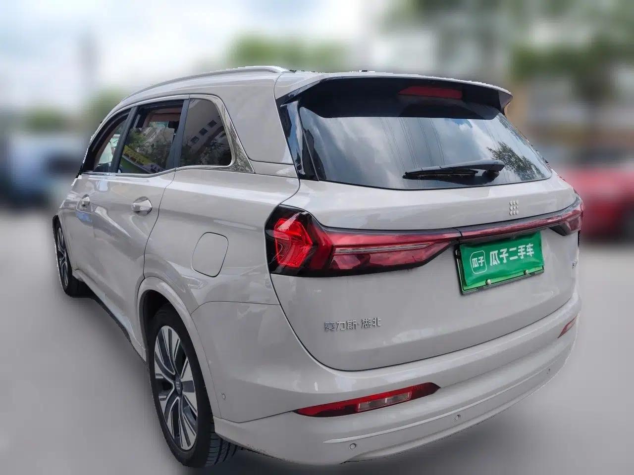 Landian E5 PLUS 2026 Model 230km Ultra-Long-Range Version Ultra 7-seater — миниатюра 4