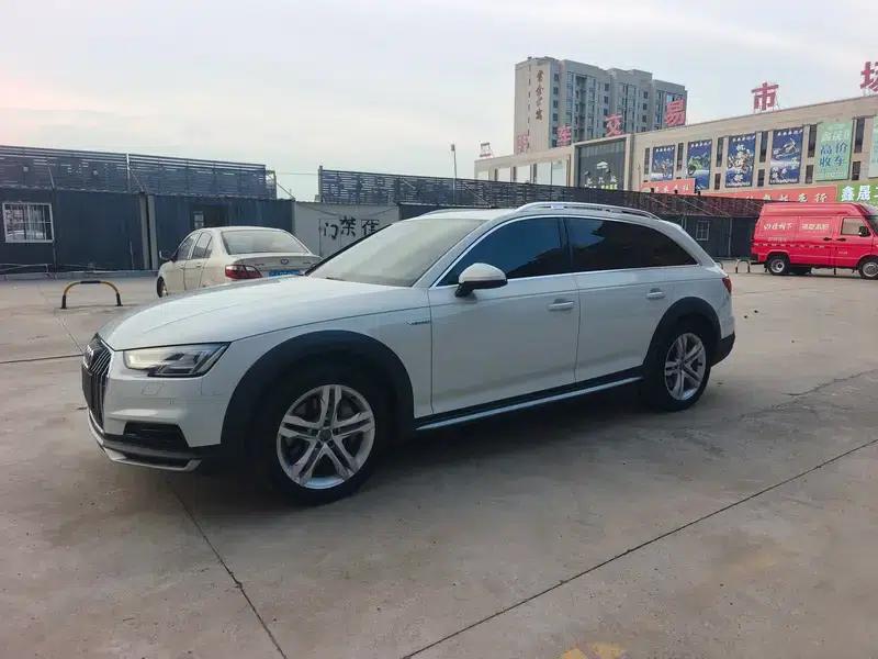 Audi A4 (Imported) 2017 45 TFSI allroad quattro Fashion Edition — миниатюра 1