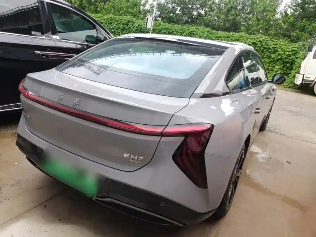 Hongqi EH7 2024 760 Pro+ AWD Edition — миниатюра 7