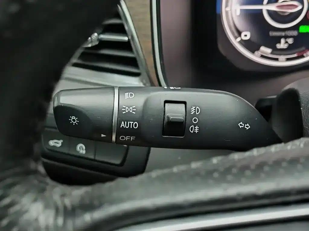 Hongqi HS7 2022 2.0T DCT 2WD Intelligent Flagship Edition (5-seater) — миниатюра 21
