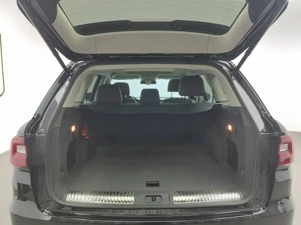 Hongqi HS7 2022 3.0T Automatic 4WD Intelligent Flagship Edition (5-seater) — миниатюра 16