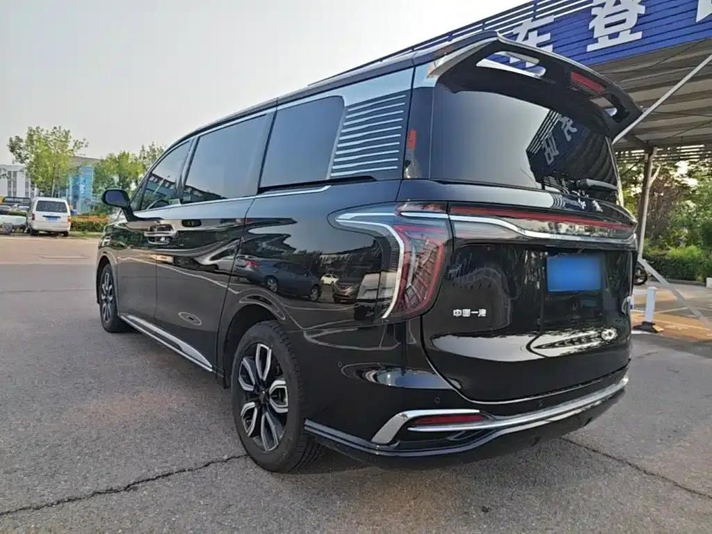 Hongqi HQ9 2023 2.0T Intelligent Flagship Edition — миниатюра 5