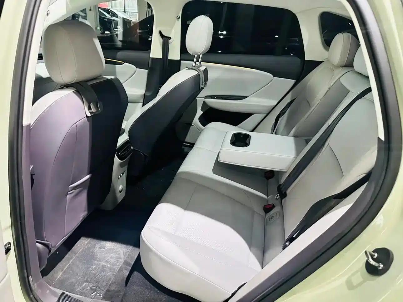 Hongqi Tiangong 06 2025 Model 520 Smart Selection Edition — миниатюра 2
