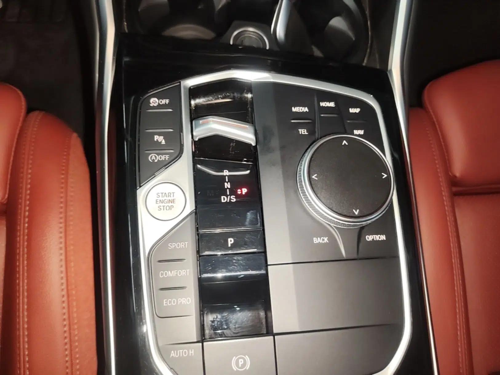 BMW 3 Series 2024 320Li M Sport Package — миниатюра 16