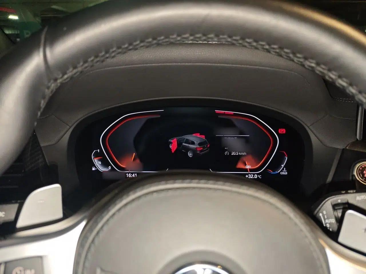 BMW X3 2020 xDrive30i Luxury Model with M Sport Package — миниатюра 10