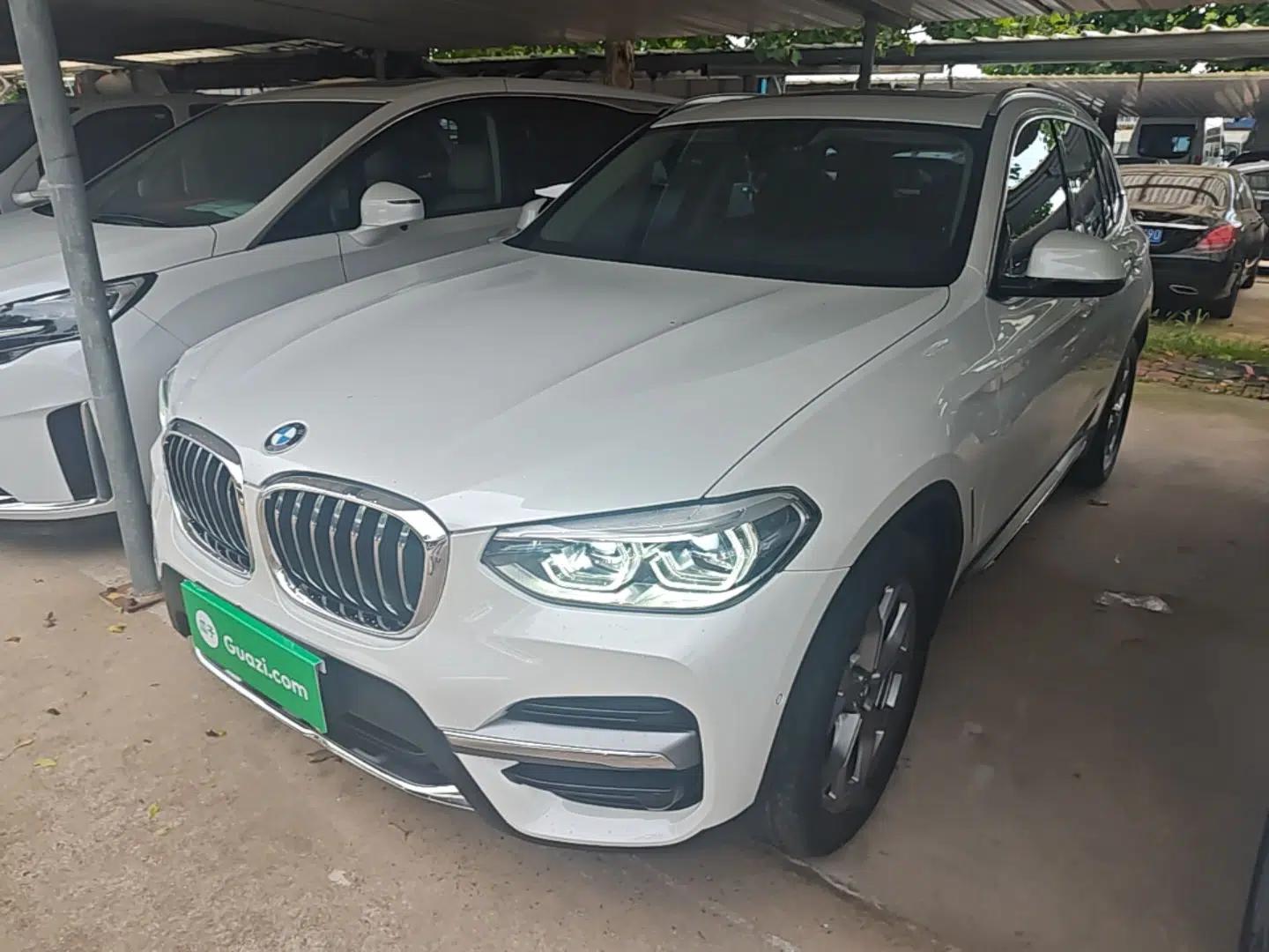 BMW X3 2021 xDrive28i Luxury Package — миниатюра 1