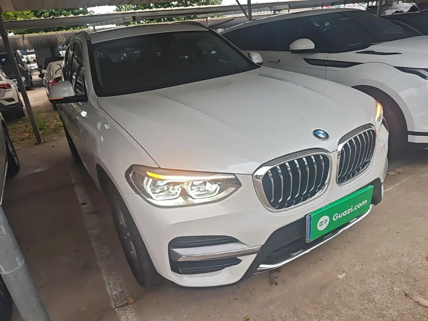 BMW X3 2021 xDrive28i Luxury Package — миниатюра 3