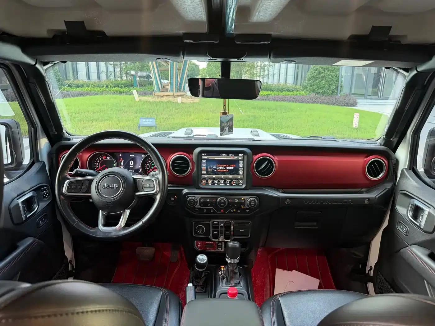 2021 Jeep Wrangler 2.0T Rubicon 4-Door — миниатюра 8