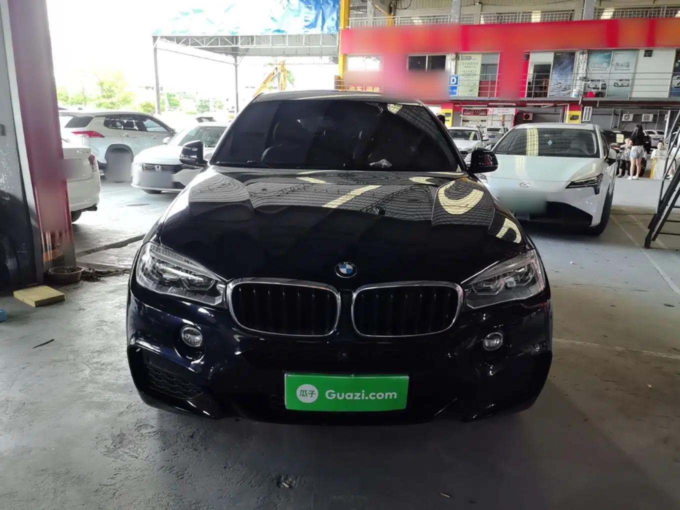 BMW X6 2018 xDrive35i M Sport Luxury Edition — миниатюра 2