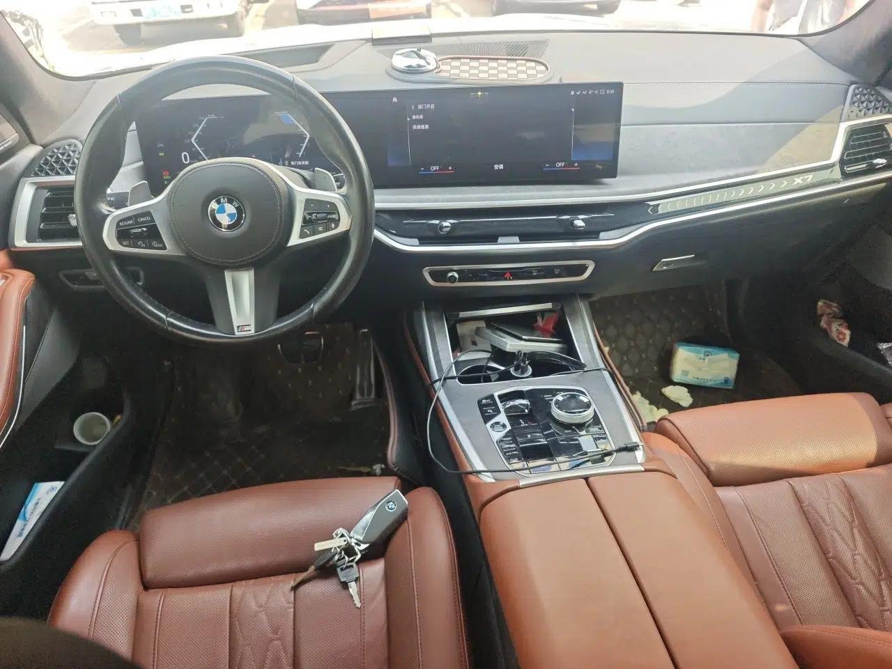 BMW X7 2023 xDrive40i Luxury Package with Leading Features — миниатюра 9