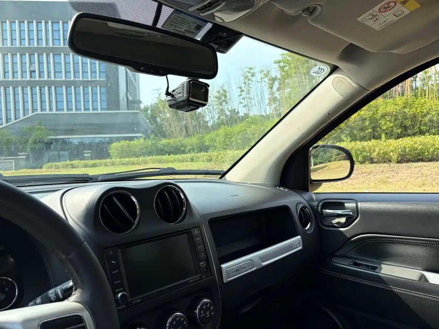 2014 Jeep Compass (Imported) Facelift 2.0L 2WD Elite Edition — миниатюра 16